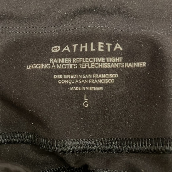 Excellent Condition Sz L Athleta Black Camo Rainier Legging - Picture 2 of 2